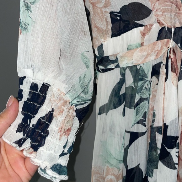 Floral formal maxi dress - Picture 3 of 5